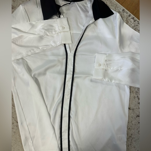 New♥️ Parisian Polish BLACK & WHITE TRIM BLOUSE - Picture 6 of 6